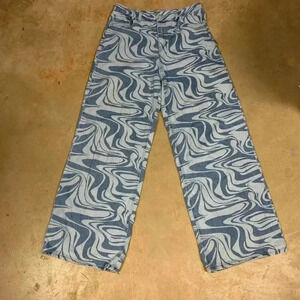 Wide leg jeans swirl